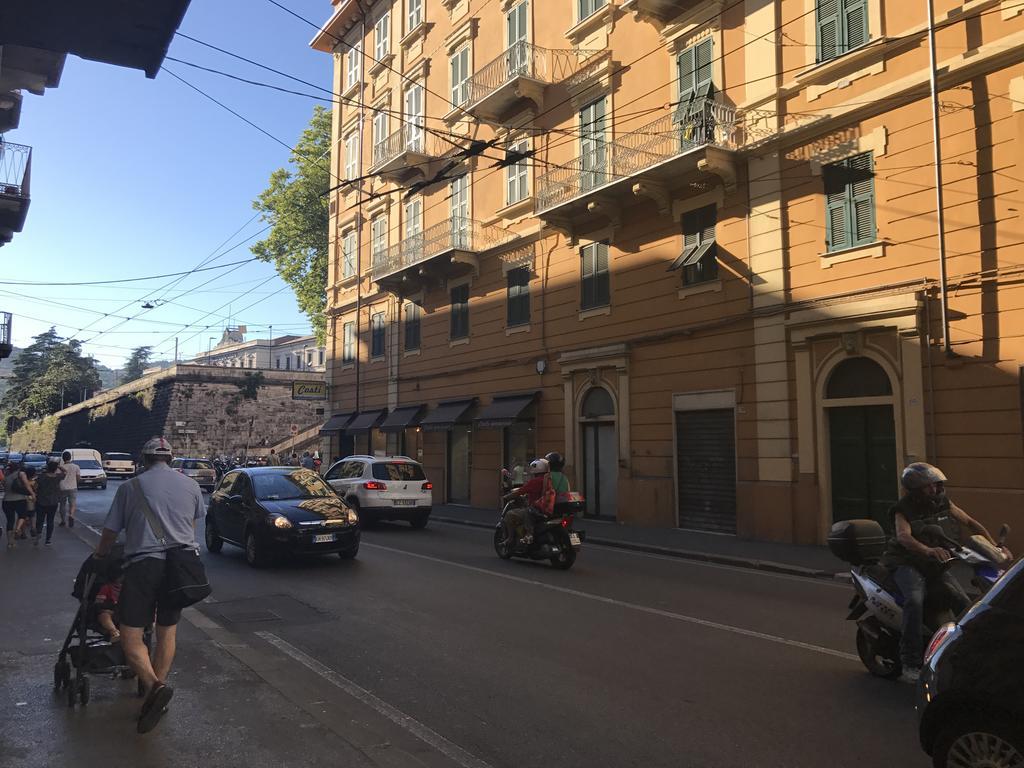 Guest House Montenegro La Spezia Ngoại thất bức ảnh
